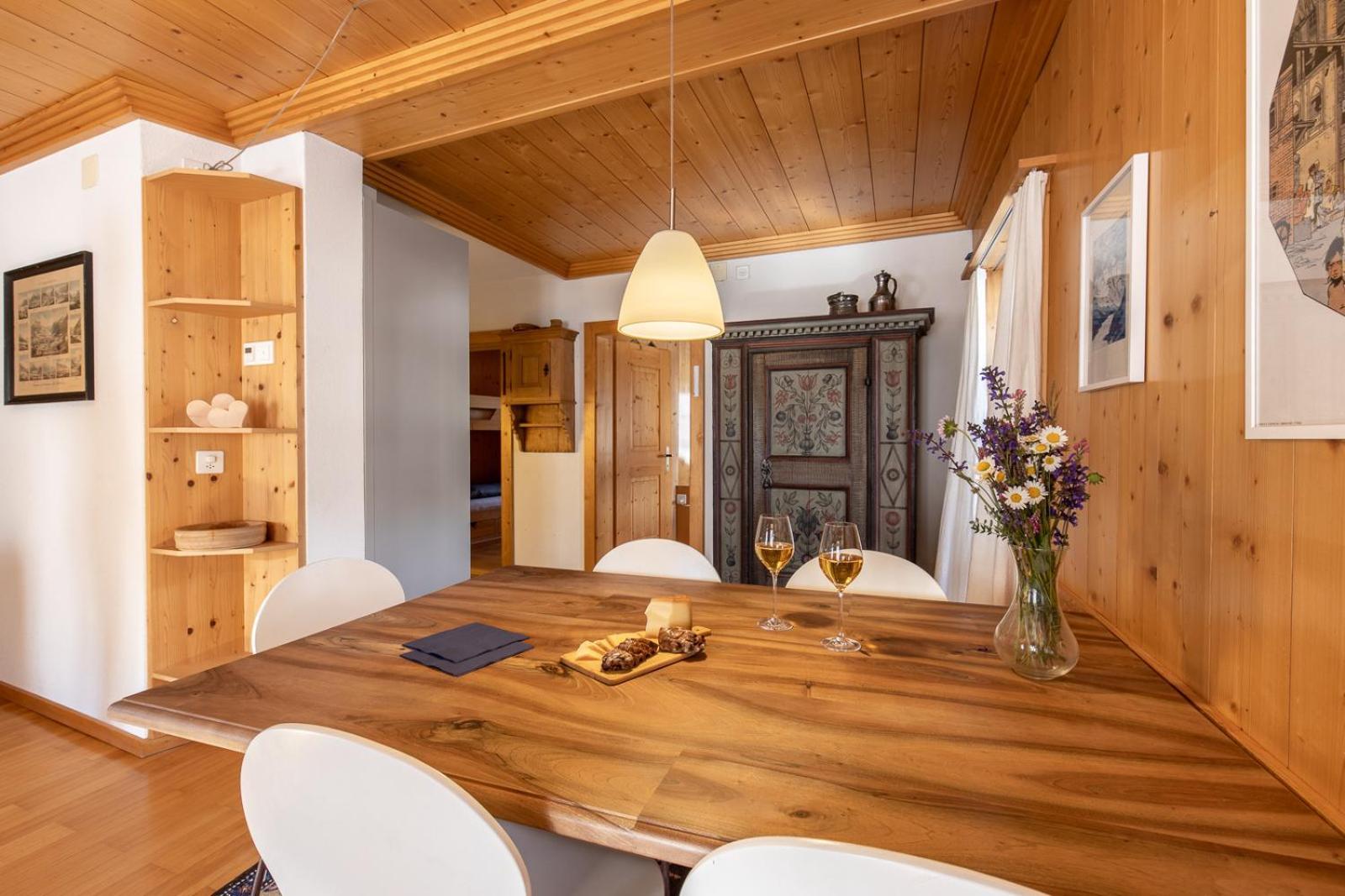 Ferienwohnung Chasa Tredeschin Scuol Exterior foto
